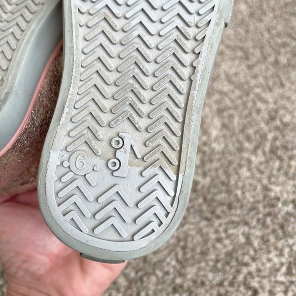 Size 6 / Toddler Girl See Kai Run Sneakers - Picture 8 of 8